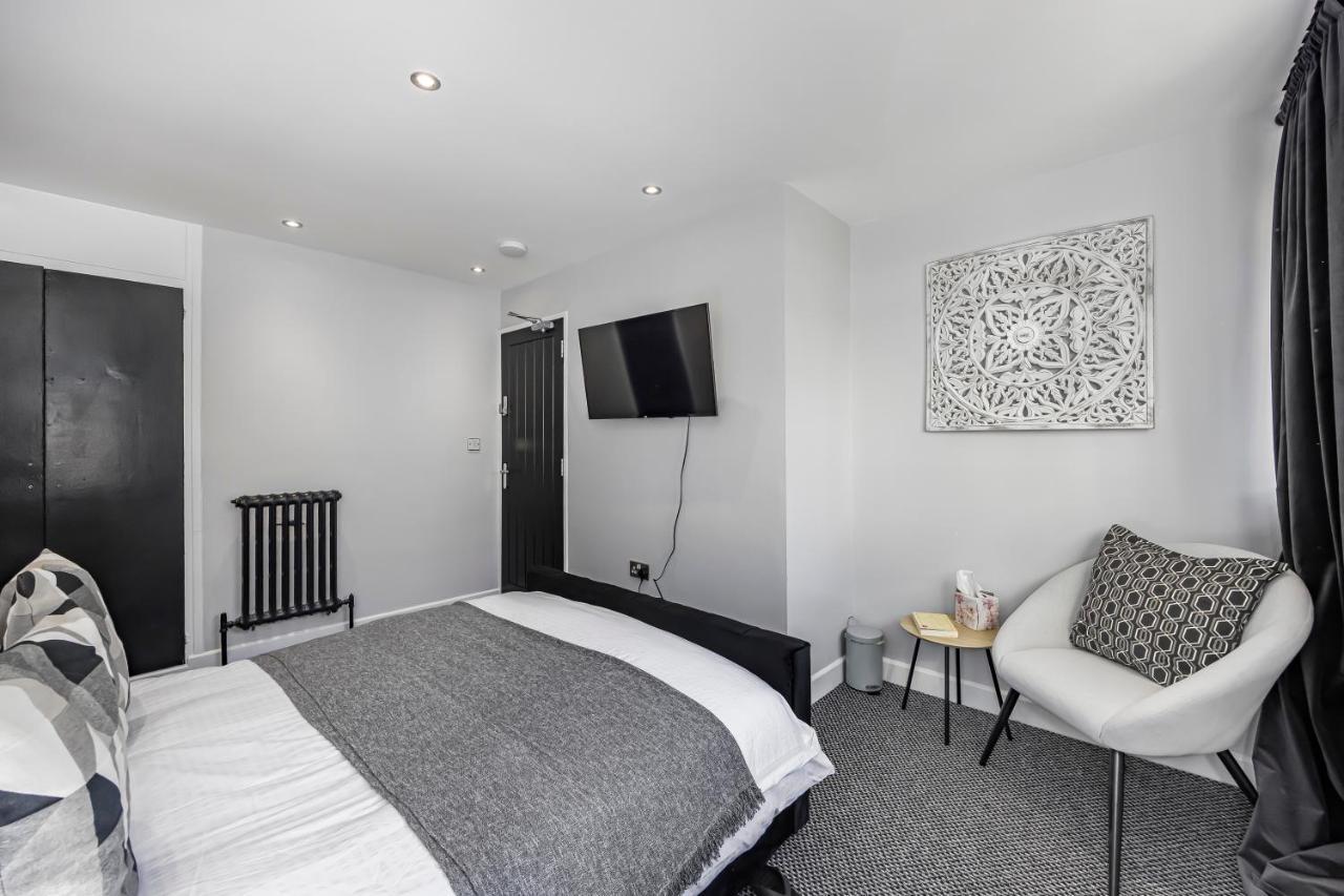 Hôtel Victoria Hub à Londres Extérieur photo